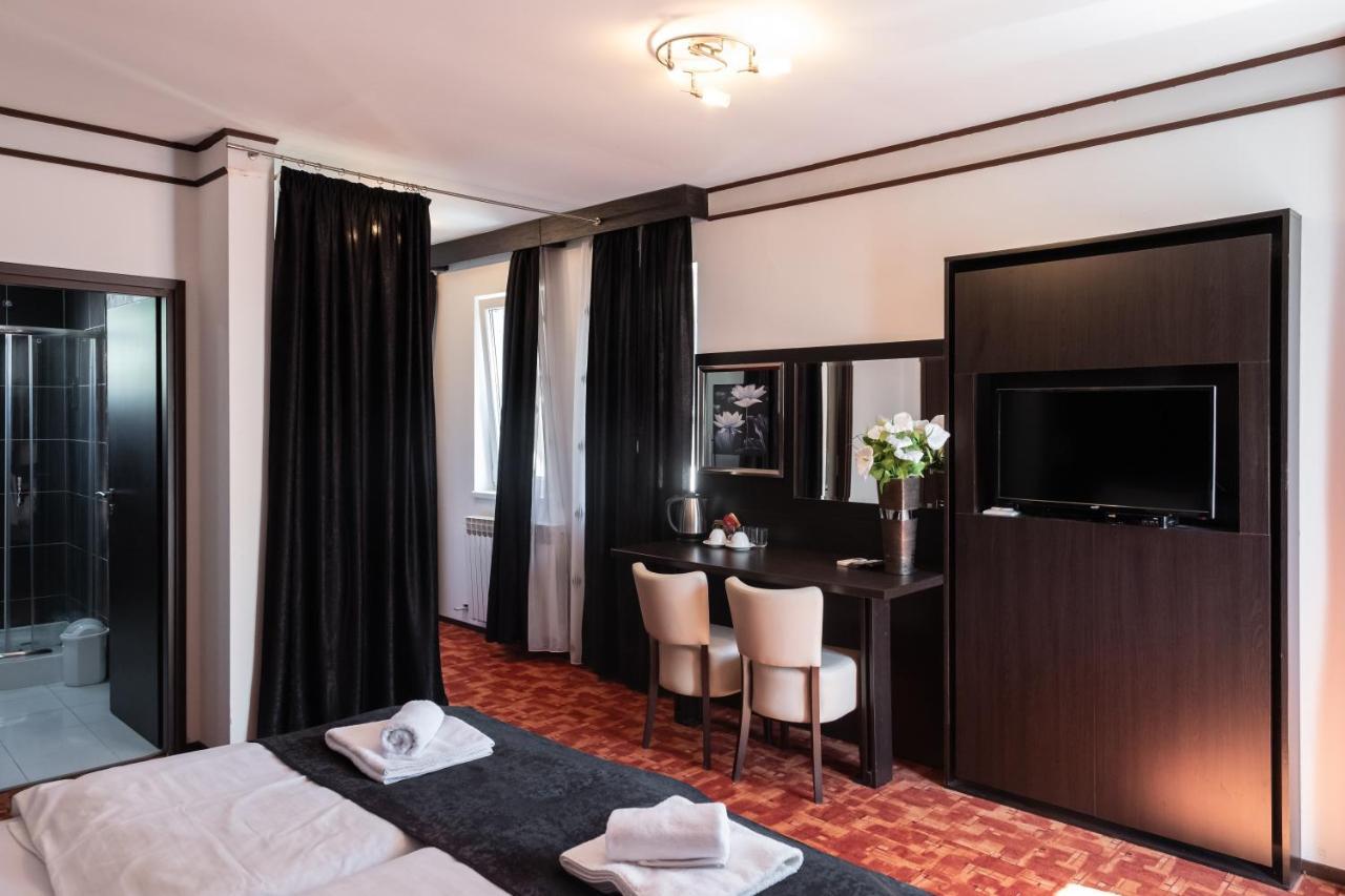Como A Casa Apartments - Free Parking Sarajevo Exterior photo