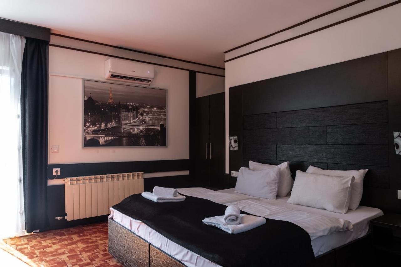 Como A Casa Apartments - Free Parking Sarajevo Exterior photo